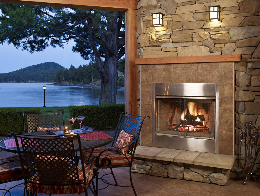 Galiano Oceanfront & Hotel 4*