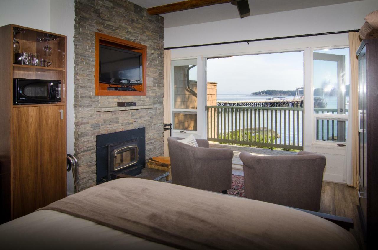 Galiano Oceanfront & Hotel 4*