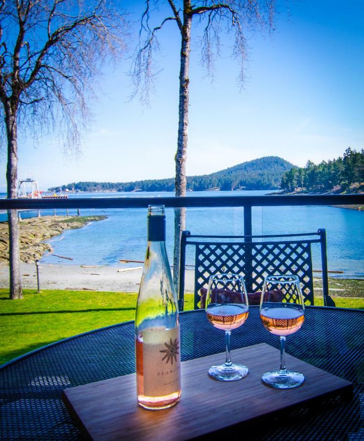 Galiano Oceanfront & Sturdies Bay